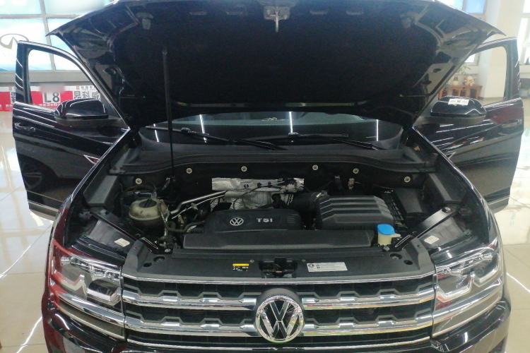 Used Volkswagen Teramont 2019 380TSI Four-Wheel Drive Luxury Version China V Standard Engine Bay