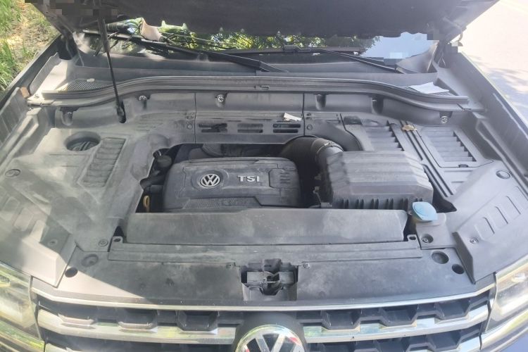 Used Volkswagen Teramont 2019 380TSI Four-Wheel Drive Luxury Version China V Standard Engine Bay