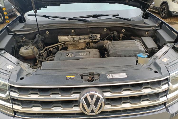 Used Volkswagen Teramont 2019 380TSI Four-Wheel Drive Luxury Version China VI Standard Engine Bay
