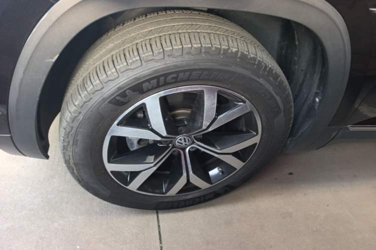 Used Volkswagen Teramont 2019 330TSI Two-Wheel-Drive Luxury Edition China V Standard Exterior 2