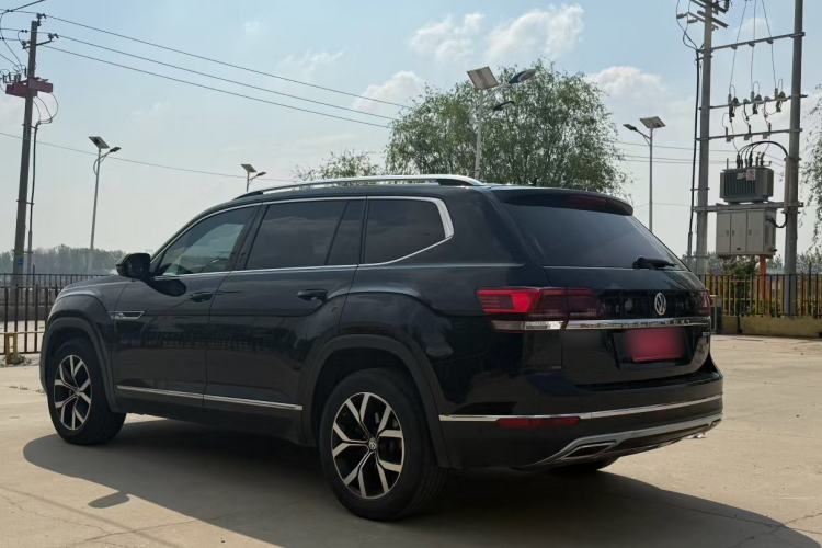 Used Volkswagen Teramont 2019 330TSI Two-Wheel-Drive Luxury Edition China VI Standard Exterior 3