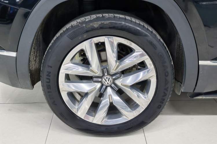 Used Volkswagen Teramont 2019 530 V6 Four-Wheel Drive Flagship Version China V Standard Exterior 9