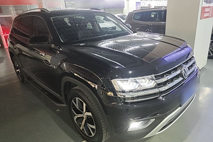 Used Volkswagen Teramont 2019 330TSI Two-Wheel-Drive Luxury Edition China VI Standard Front Right 45 Deg