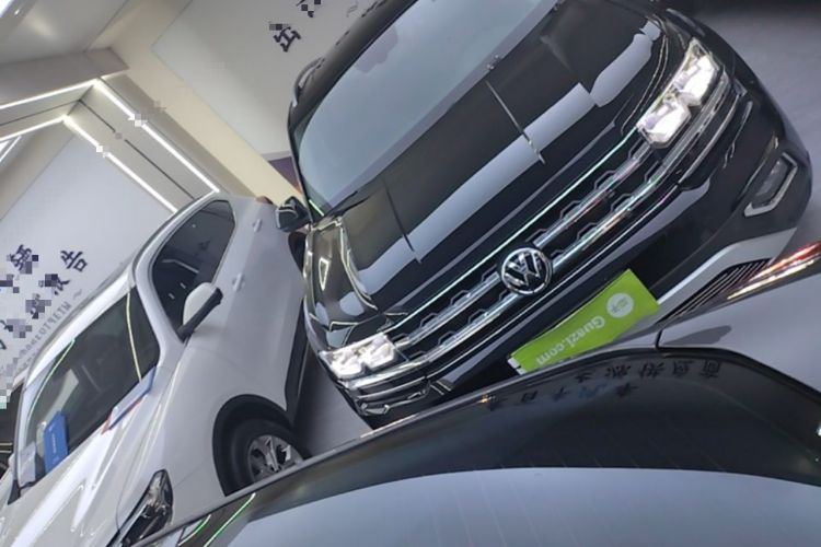 Used Volkswagen Teramont 2019 330TSI Two-Wheel-Drive Luxury Edition China V Standard Front Right 45 Deg