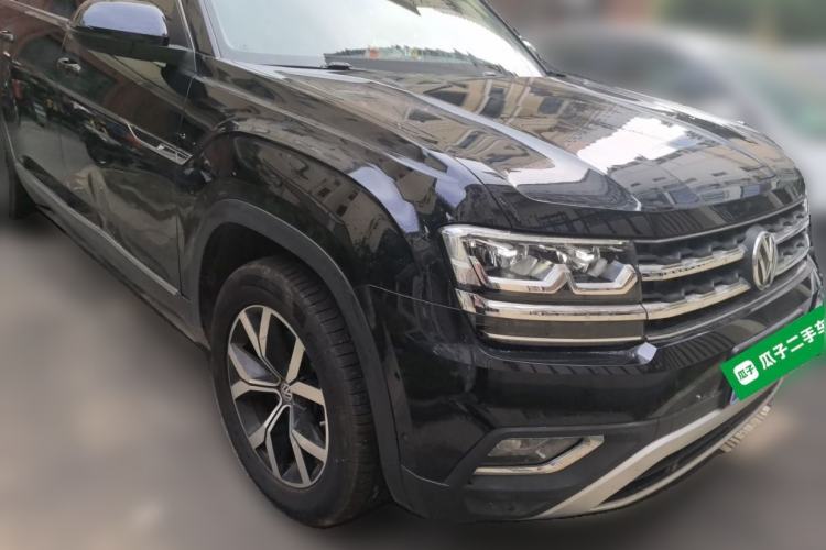 Used Volkswagen Teramont 2019 330TSI Two-Wheel-Drive Luxury Edition China V Standard Front Right 45 Deg