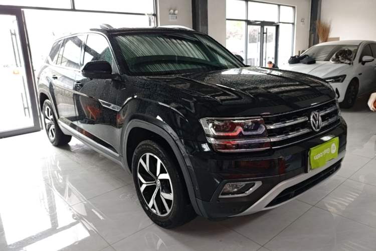 Used Volkswagen Teramont 2019 330TSI Two-Wheel-Drive Luxury Edition China V Standard Front Right 45 Deg
