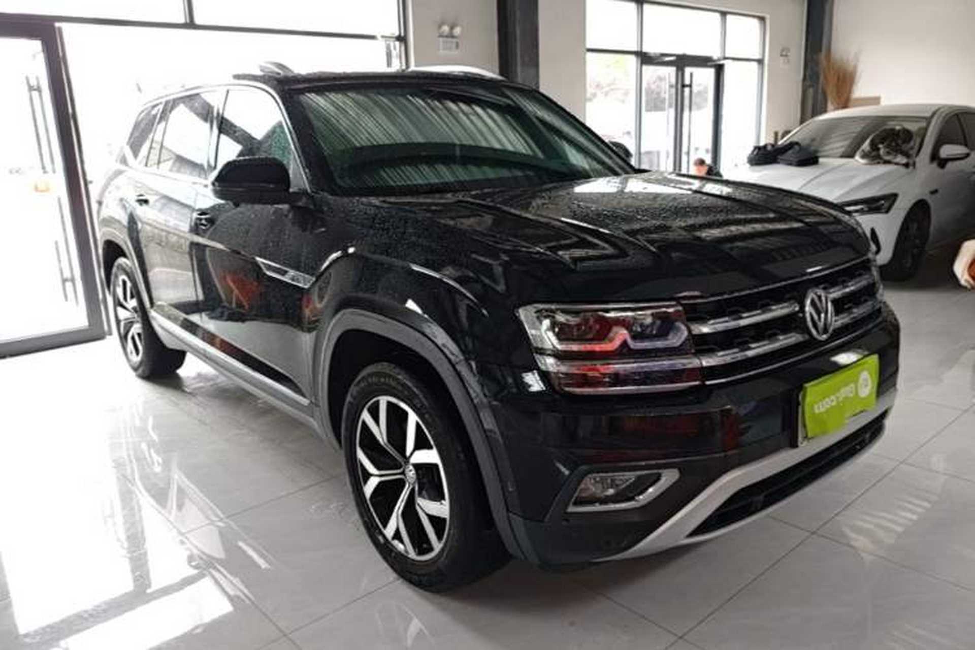 Used Volkswagen Teramont 2019 330TSI Two-Wheel-Drive Luxury Edition China V Standard Front Right 45 Deg