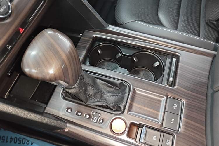 Used Volkswagen Teramont 2019 330TSI Two-Wheel-Drive Luxury Edition China V Standard Gear Lever