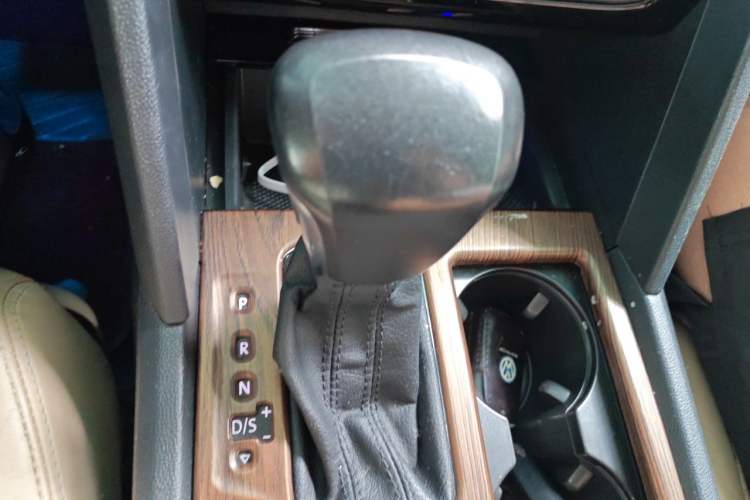 Used Volkswagen Teramont 2019 380TSI Four-Wheel Drive Comfort Edition China VI Standard Gear Lever