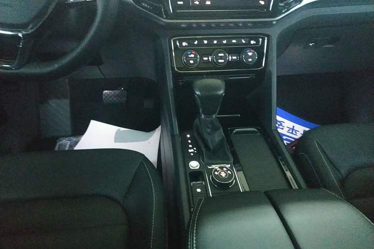 Used Volkswagen Teramont 2019 380TSI Four-Wheel Drive Luxury Version China VI Standard Gear Lever