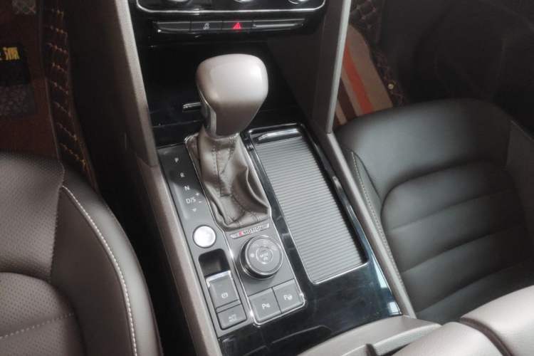Used Volkswagen Teramont 2019 380TSI Four-Wheel Drive Luxury Version China V Standard Gear Lever