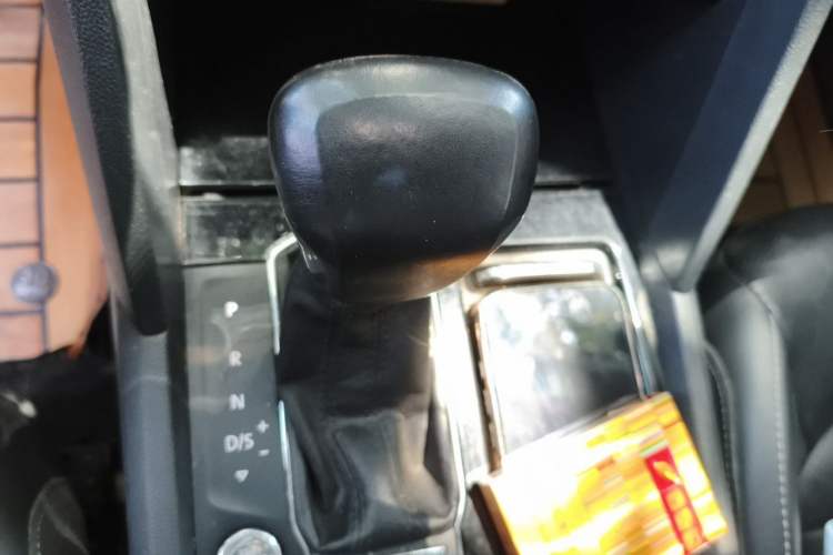 Used Volkswagen Teramont 2019 380TSI Four-Wheel Drive Luxury Version China V Standard Gear Lever