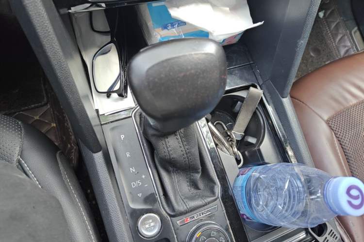 Used Volkswagen Teramont 2019 380TSI Four-Wheel Drive Luxury Version China VI Standard Gear Lever