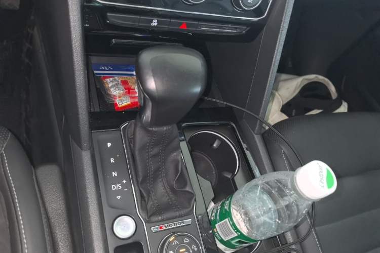 Used Volkswagen Teramont 2019 380TSI Four-Wheel Drive Luxury Version China V Standard Gear Lever