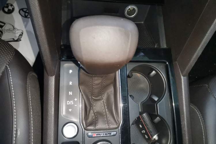 Used Volkswagen Teramont 2019 380TSI Four-Wheel Drive Luxury Version China V Standard Gear Lever