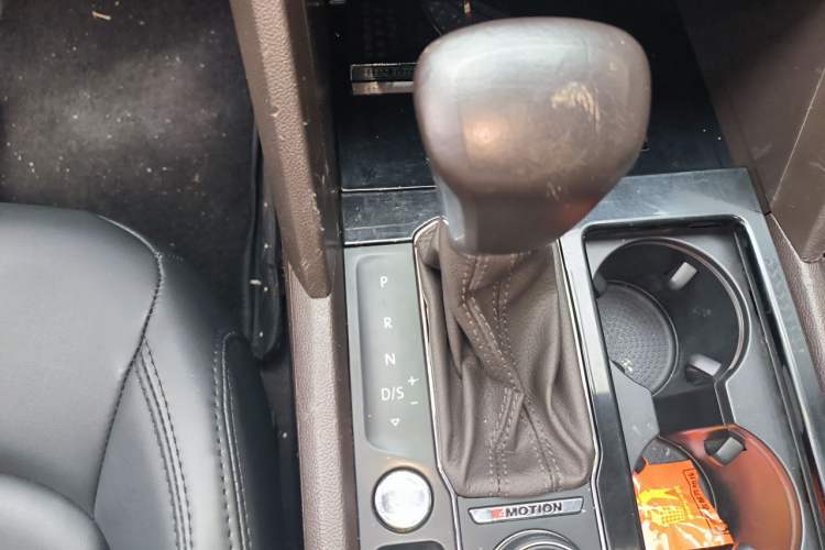 Used Volkswagen Teramont 2019 380TSI Four-Wheel Drive Luxury Version China VI Standard Gear Lever