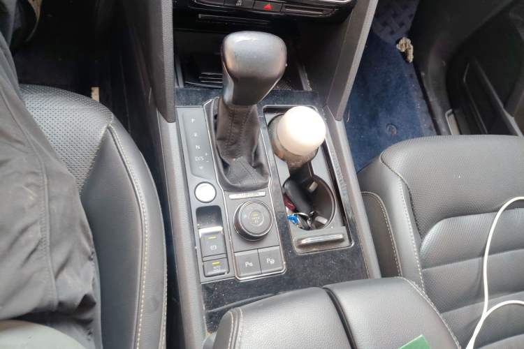 Used Volkswagen Teramont 2019 380TSI Four-Wheel Drive Luxury Version China VI Standard Gear Lever