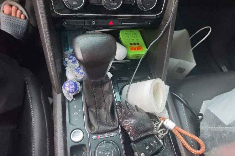 Used Volkswagen Teramont 2019 380TSI Four-Wheel Drive Luxury Version China V Standard Gear Lever
