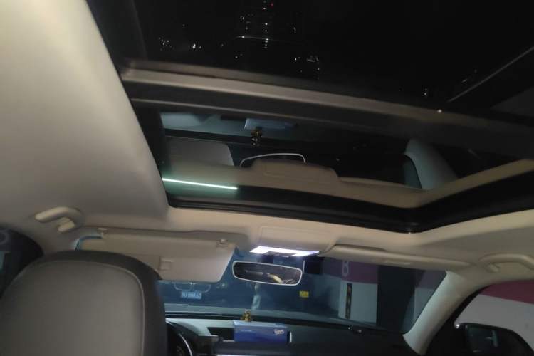 Used Volkswagen Teramont 2019 330TSI Two-Wheel-Drive Luxury Edition China V Standard Headliner