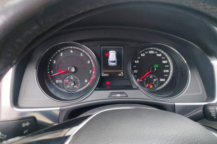 Used Volkswagen Teramont 2019 330TSI Two-Wheel-Drive Luxury Edition China VI Standard Instrument Cluster