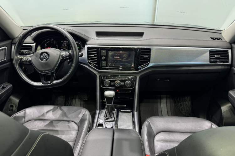 Used Volkswagen Teramont 2019 380TSI Four-Wheel Drive Luxury Version China VI Standard Interior 3