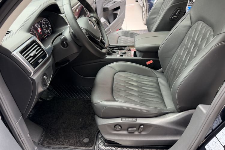 Used Volkswagen Teramont 2019 380TSI Four-Wheel Drive Flagship Model China VI Left Front Seat