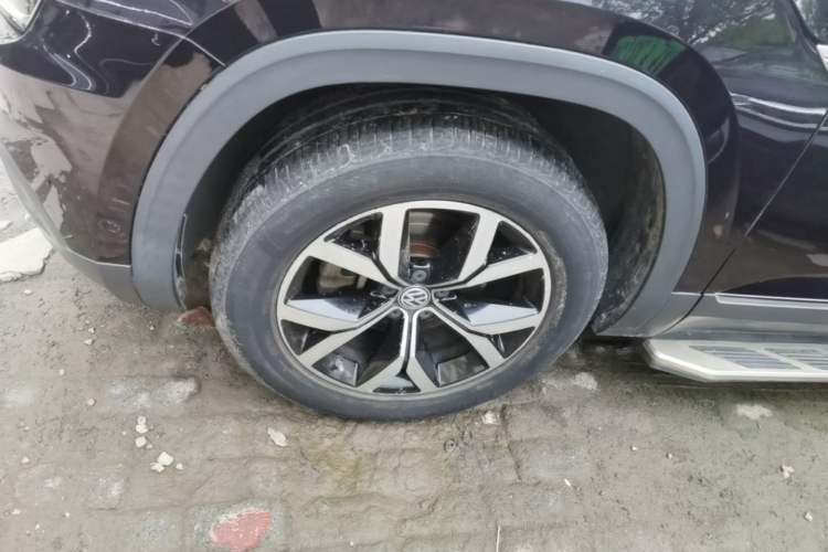 Used Volkswagen Teramont 2019 380TSI Four-Wheel Drive Luxury Version China V Standard Left Front Wheel Hub