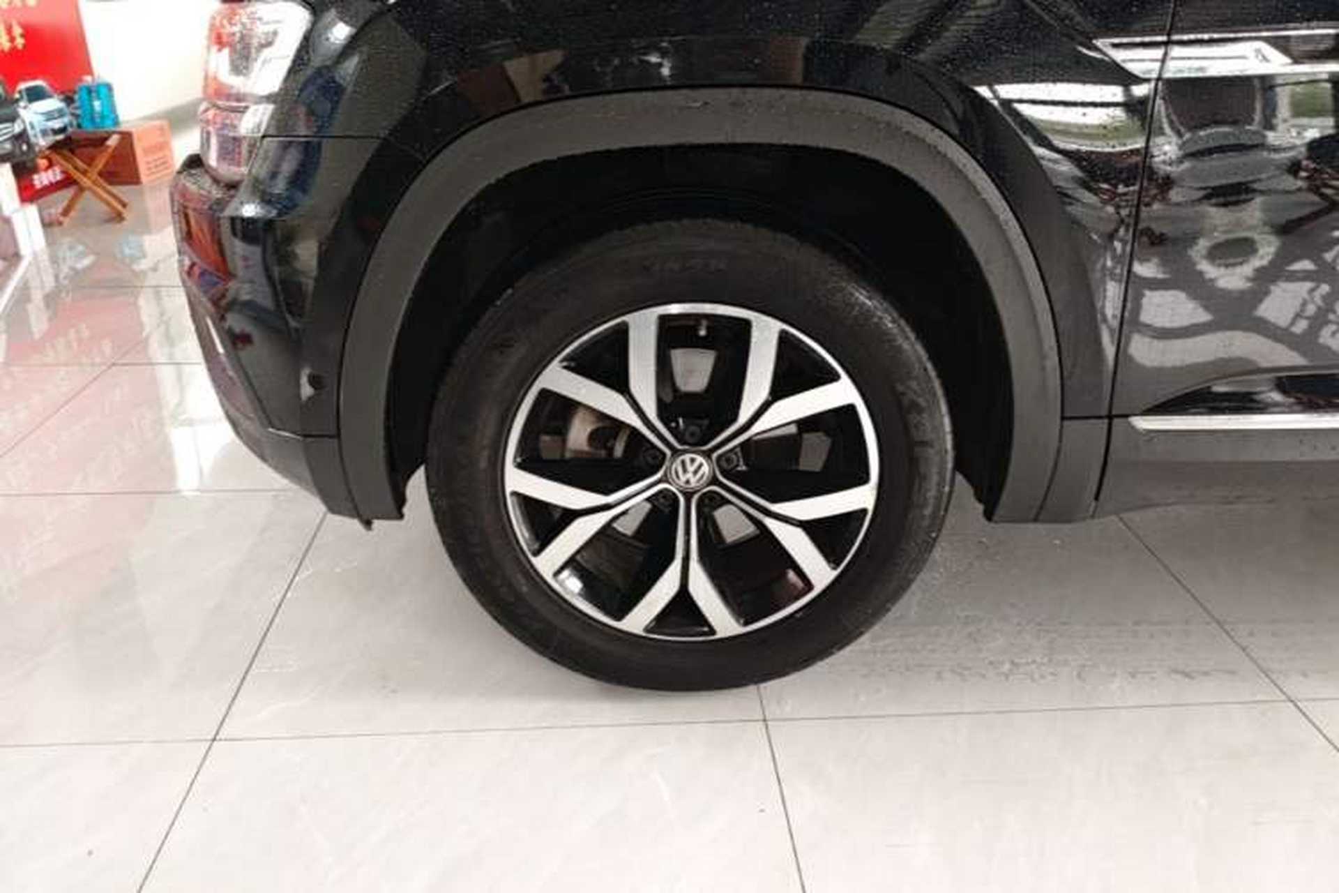 Used Volkswagen Teramont 2019 330TSI Two-Wheel-Drive Luxury Edition China V Standard Left Front Wheel Hub
