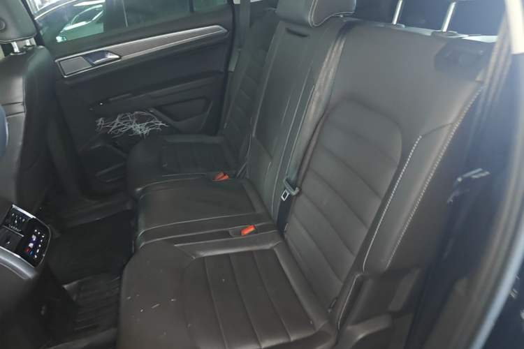 Used Volkswagen Teramont 2019 330TSI Two-Wheel-Drive Luxury Edition China V Standard Left Rear Seat