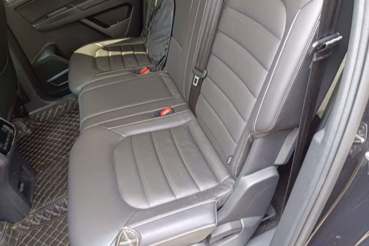 Used Volkswagen Teramont 2019 330TSI Two-Wheel-Drive Luxury Edition China VI Standard Left Rear Seat