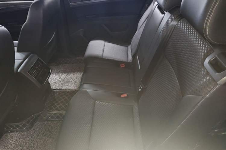 Used Volkswagen Teramont 2019 380TSI Four-Wheel Drive Comfort Edition China VI Standard Left Rear Seat