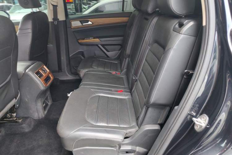 Used Volkswagen Teramont 2019 330TSI Two-Wheel-Drive Luxury Edition China VI Standard Left Rear Seat
