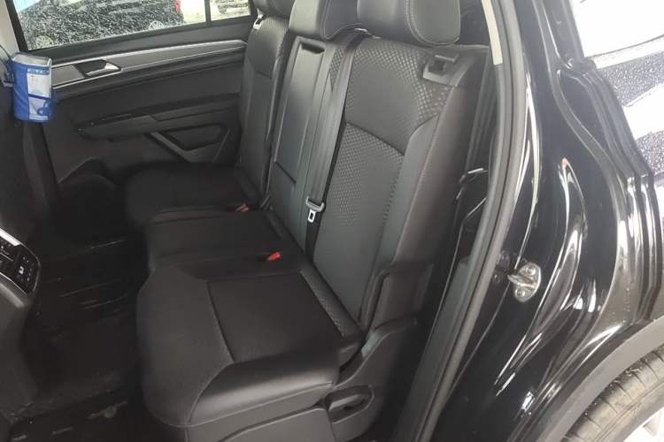 Used Volkswagen Teramont 2019 380TSI Four-Wheel Drive Comfort Edition China V Standard Left Rear Seat
