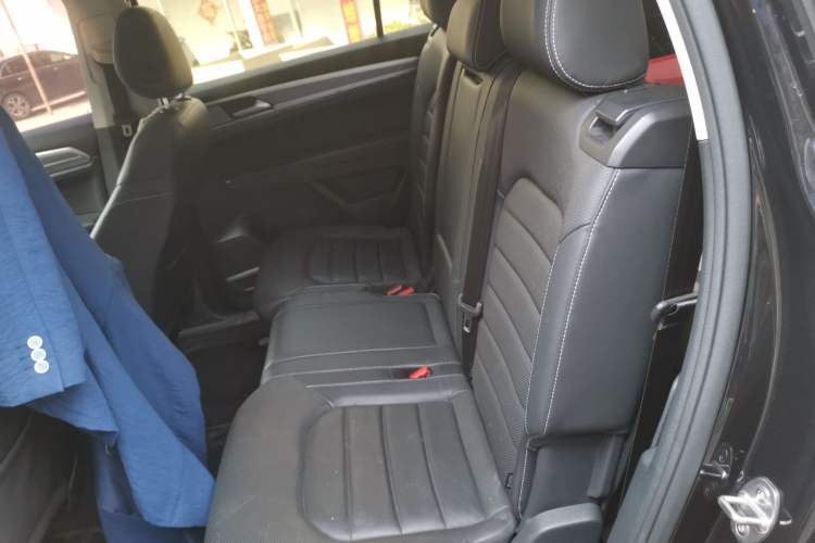 Used Volkswagen Teramont 2019 330TSI Two-Wheel-Drive Luxury Edition China VI Standard Left Rear Seat