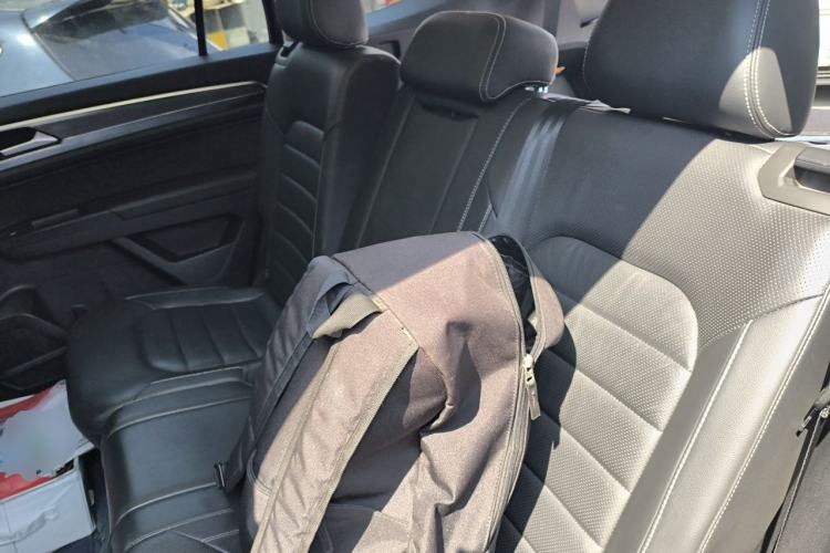 Used Volkswagen Teramont 2019 330TSI Two-Wheel-Drive Luxury Edition China V Standard Left Rear Seat