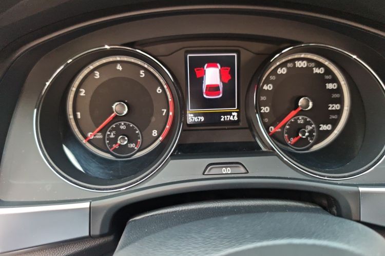 Used Volkswagen Teramont 2019 380TSI Four-Wheel Drive Luxury Version China V Standard Odometer Close Up