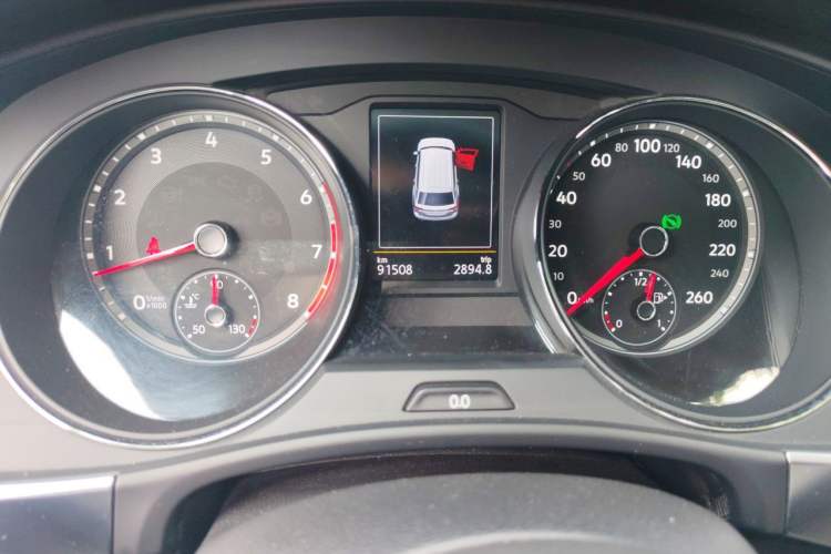Used Volkswagen Teramont 2019 330TSI Two-Wheel-Drive Luxury Edition China V Standard Odometer Close Up