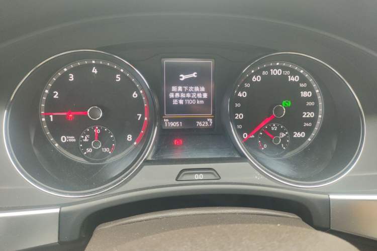 Used Volkswagen Teramont 2019 330TSI Two-Wheel-Drive Luxury Edition China VI Standard Odometer Close Up