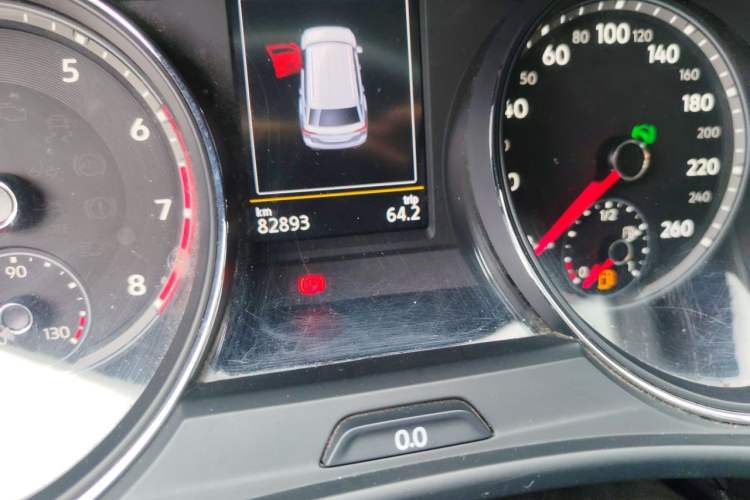 Used Volkswagen Teramont 2019 330TSI Two-Wheel-Drive Luxury Edition China VI Standard Odometer Close Up