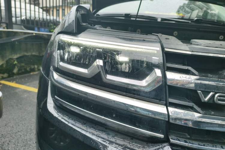 Used Volkswagen Teramont 2019 380TSI Four-Wheel Drive Comfort Edition China VI Standard Right Front Headlight