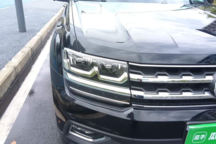 Used Volkswagen Teramont 2019 380TSI Four-Wheel Drive Luxury Version China V Standard Right Front Headlight