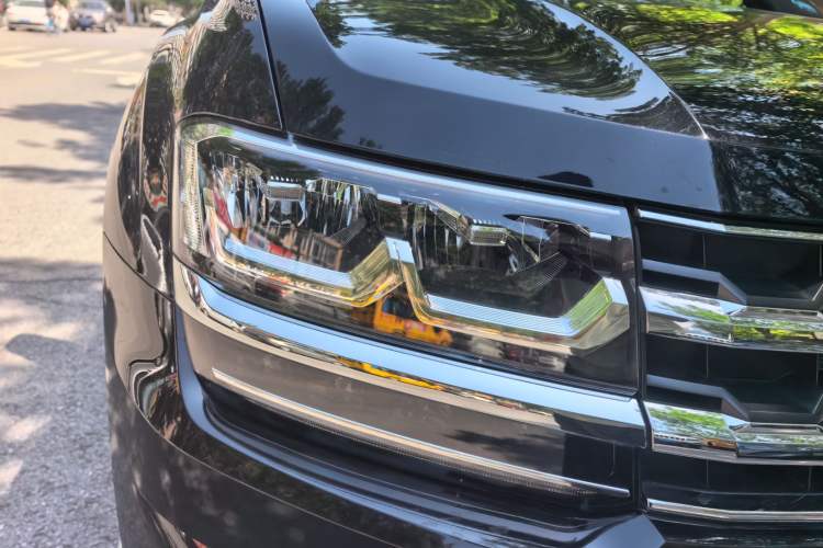 Used Volkswagen Teramont 2019 380TSI Four-Wheel Drive Luxury Version China VI Standard Right Front Headlight