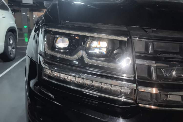 Used Volkswagen Teramont 2019 530 V6 Four-Wheel Drive Flagship Version China V Standard Right Front Headlight