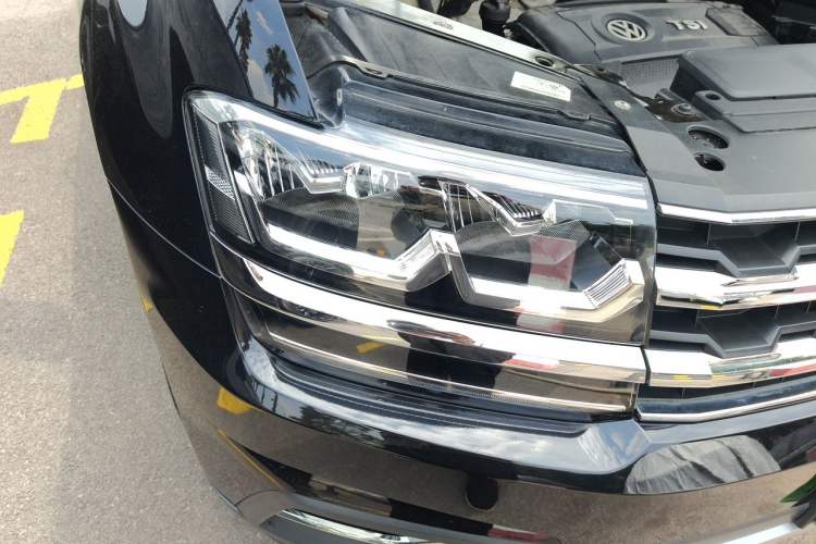 Used Volkswagen Teramont 2019 380TSI Four-Wheel Drive Luxury Version China V Standard Right Front Headlight