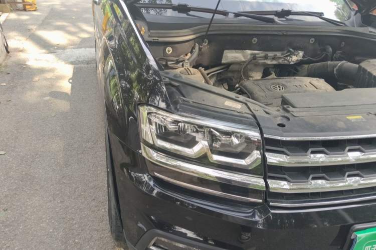 Used Volkswagen Teramont 2019 380TSI Four-Wheel Drive Luxury Version China V Standard Right Front Headlight
