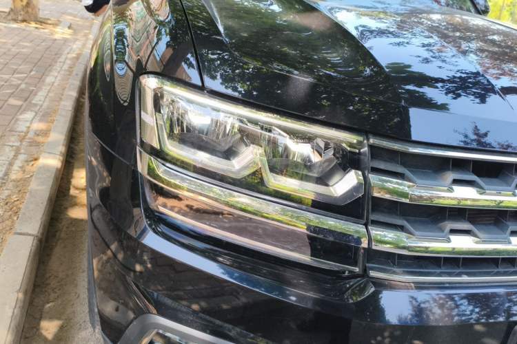Used Volkswagen Teramont 2019 380TSI Four-Wheel Drive Luxury Version China V Standard Right Front Headlight