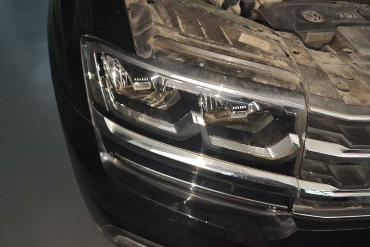 Used Volkswagen Teramont 2019 380TSI Four-Wheel Drive Luxury Version China V Standard Right Front Headlight