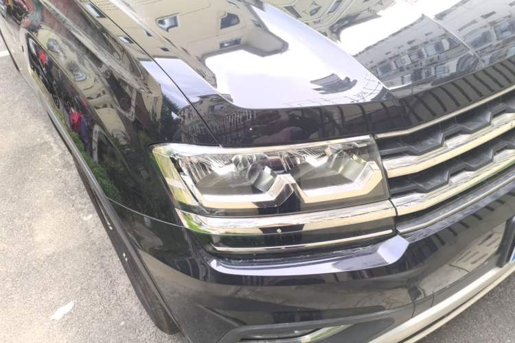 Used Volkswagen Teramont 2019 330TSI Two-Wheel-Drive Luxury Edition China V Standard Right Front Headlight