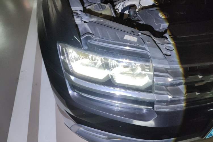 Used Volkswagen Teramont 2019 380TSI Four-Wheel Drive Luxury Version China VI Standard Right Front Headlight