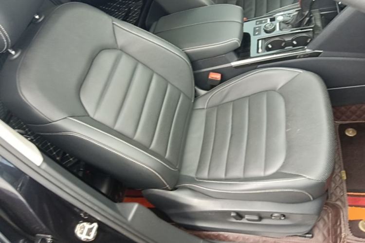 Used Volkswagen Teramont 2019 380TSI Four-Wheel Drive Luxury Version China V Standard Right Front Seat